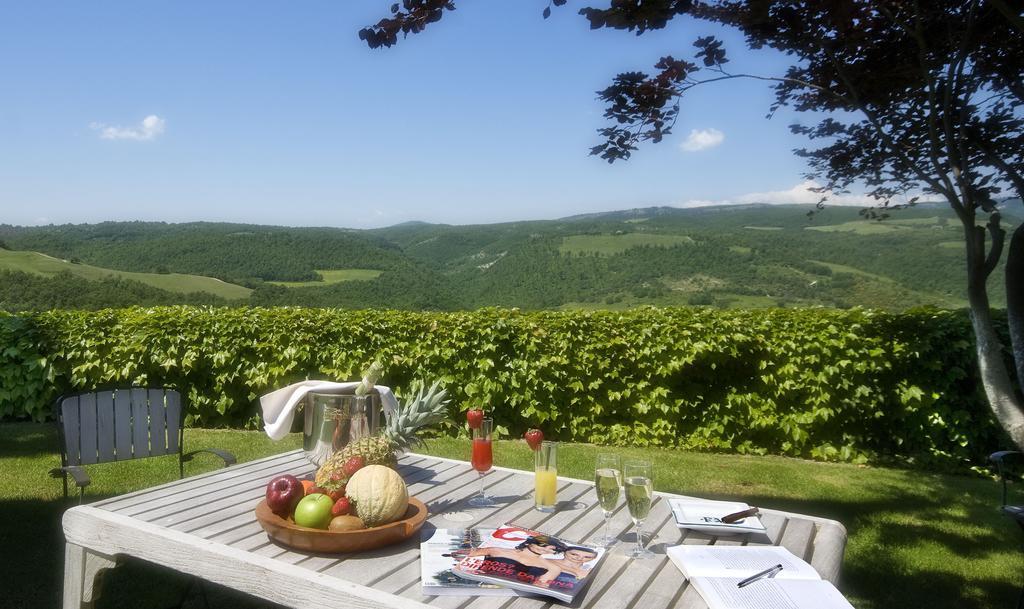 Готель Fattoria Di Vibio Monte Castello di Vibio Екстер'єр фото